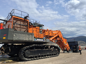 La primera excavadora ultragrande el&eacute;ctrica de Hitachi en el sureste de Europa