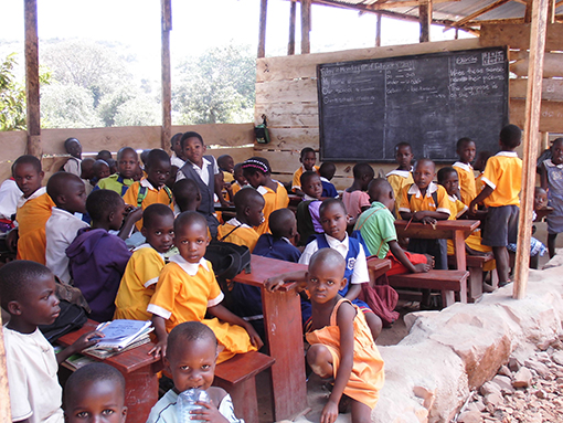 Neiker-Tecnalia impulsa seis escuelas agrosostenibles en Uganda